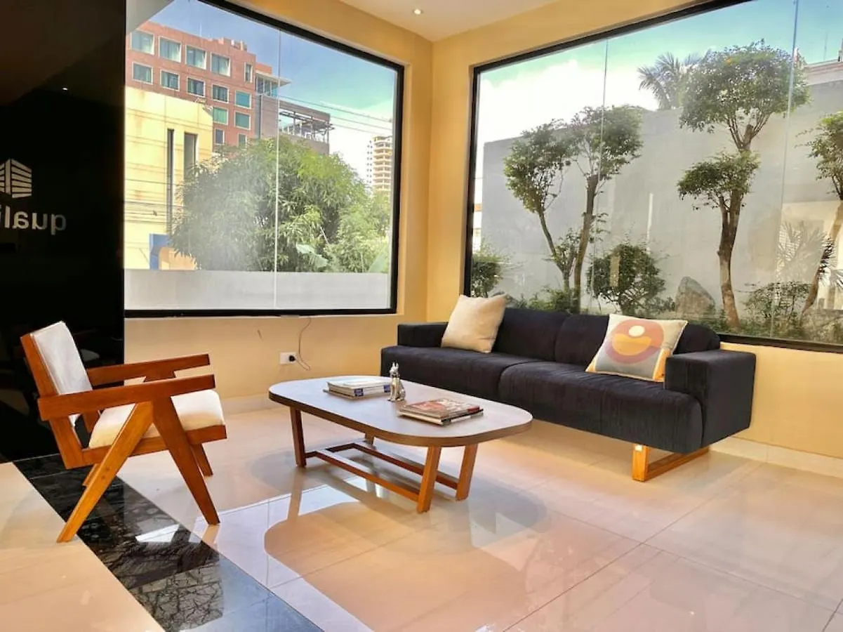 Stunning City Center Condo Los Prados